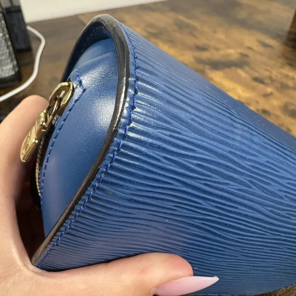 Louis Vuitton Epi Clutch Bag Womens Small Blue Leather France Cosmetic Pouch